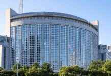 China Condemns Attacks on Civilians, Calls for Gaza Ceasefire news-12082024-235854