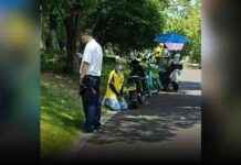 Respect Demands of China’s Delivery Riders: A Stand-off Story news-15082024-055943