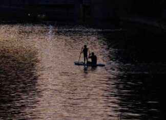 Discover Shanghai’s Exciting Night Kayaking Trend: A Unique Summer Adventure news-16082024-061055