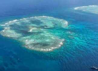 China Coast Guard urges Manila to withdraw ship anchored in Chinese territory news-30082024-012245