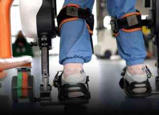 Mastering Mobility: A Guide to Walking in an Exoskeleton news-31082024-012642