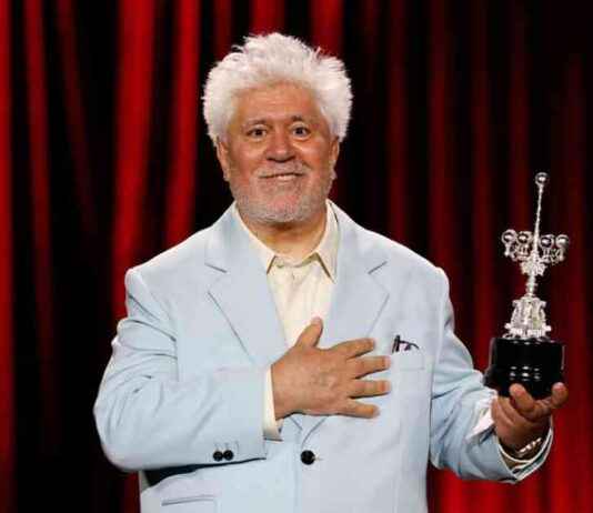 Almodóvar receives honorary award at Saint-Sébastien festival news-27092024-040058