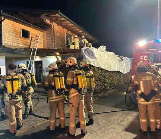 Fire from Grill Ignites Wooden Addition to House in Hopfgarten | Tiroler Tageszeitung Online news-20102024-170631