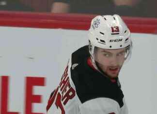 Franchise Record Set by Nico Hischier in Impressive Performance news-21102024-050932