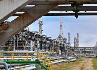 Rosneft’s Complaint Against Sale of PCK Shares by Treuhand Dismissed in Higher Regional Court news-23102024-175222