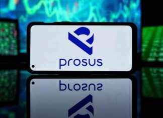 Investing in Tencent: A Profitable Indirect Path news-14112024-165331