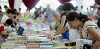 Literary Writers: Forging a Nation Through Words news-15112024-045836