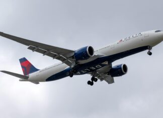 The Ultimate Guide to Delta Flight DL275 Diverted LAX: Mastering Communication Delta Flight DL275 diverted, DL275 LAX diversion, Delta emergency landing LAX, DL275 flight update, Delta diverted flight news, DL275 incident report, LAX airport flight diversion
